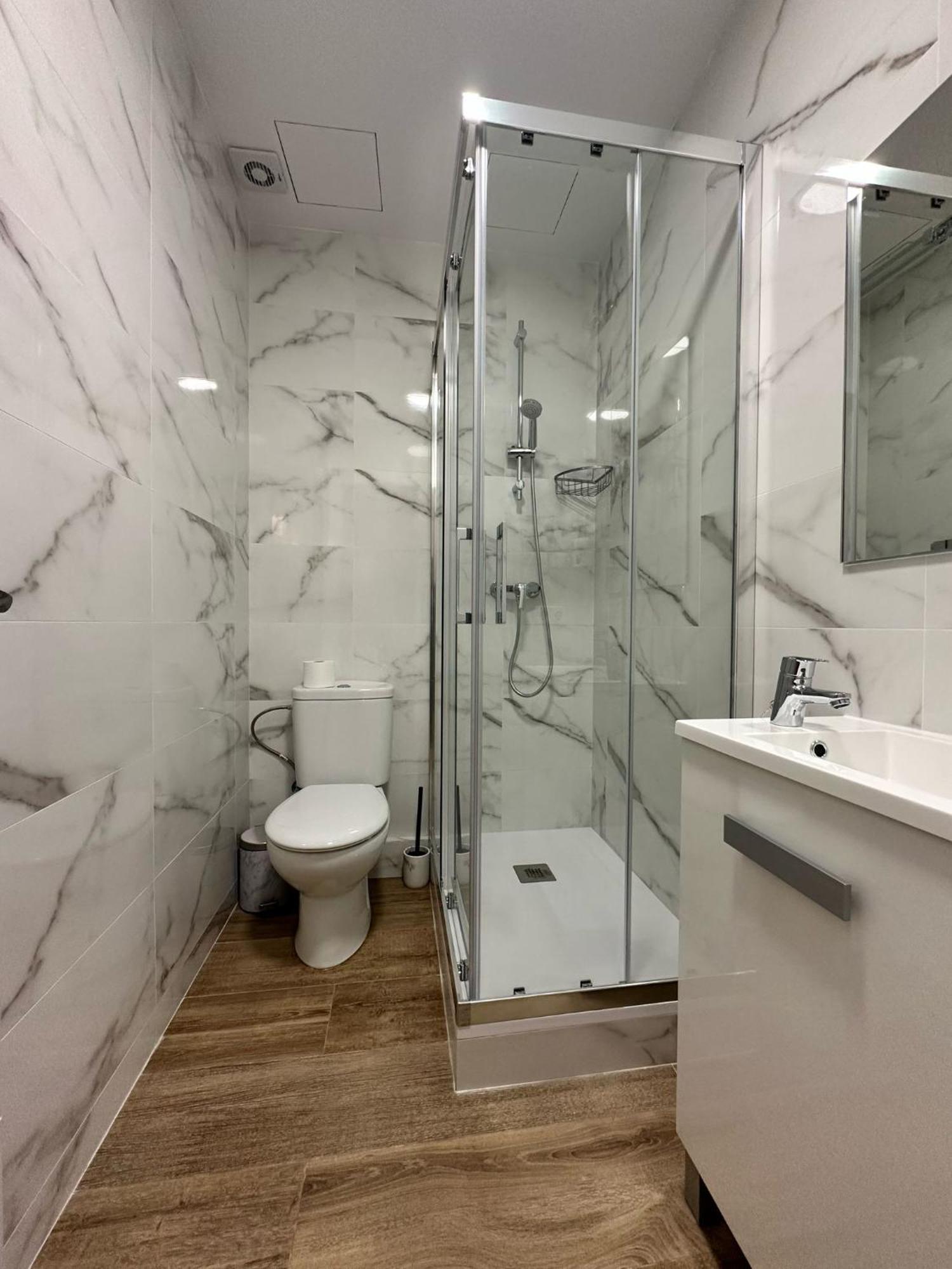 Apartament Mi Casa Es Tu Casa L’Hospitalet de Llobregat Zewnętrze zdjęcie